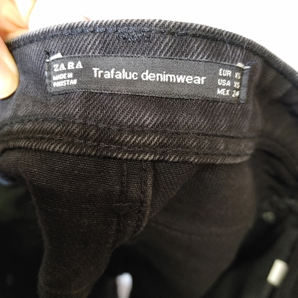 Zara Raw Hem Denim Skirt Size XS - Picture 7 of 10